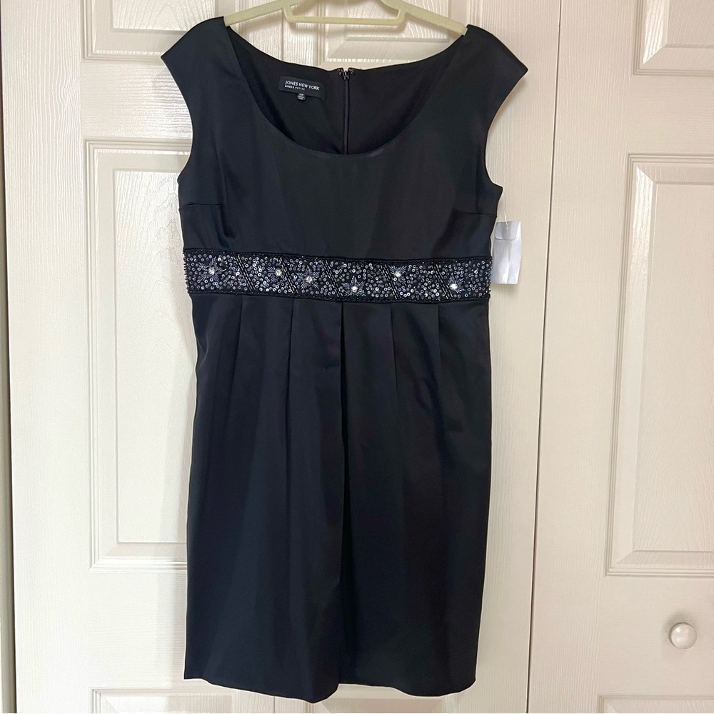 NWOT Jones New York Black Satin Petite Beaded Evening Dress